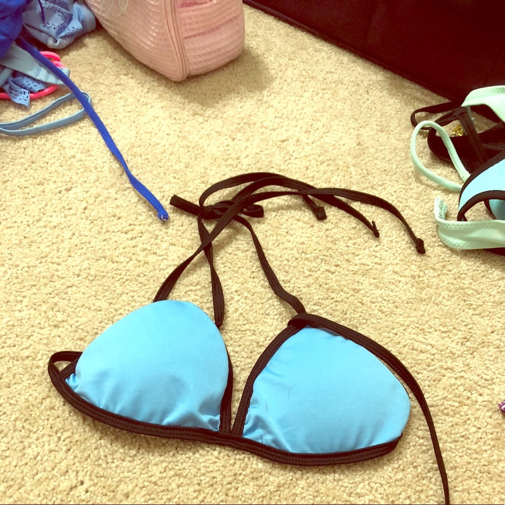 Bikini top. never worn